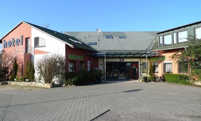 Smarthotel Ingelheim Exterior foto